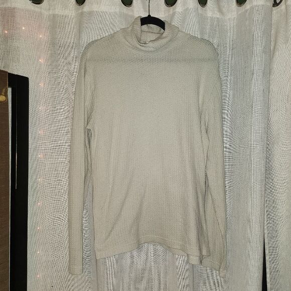Urban Outfitters Waffle Sweater Size Large. - Picture 1 of 4